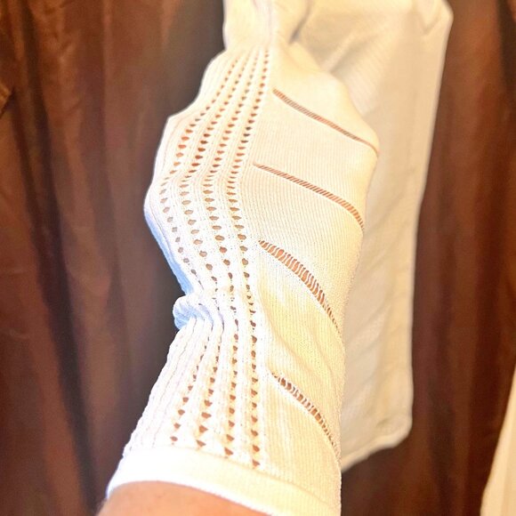 Cache Women's White Sheer Open Weave Deep V Neck Long Sleeve Fitted Sweater-XSM - Picture 6 of 16